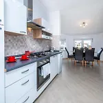 Beautiful Apartment In Pula With Kitchen