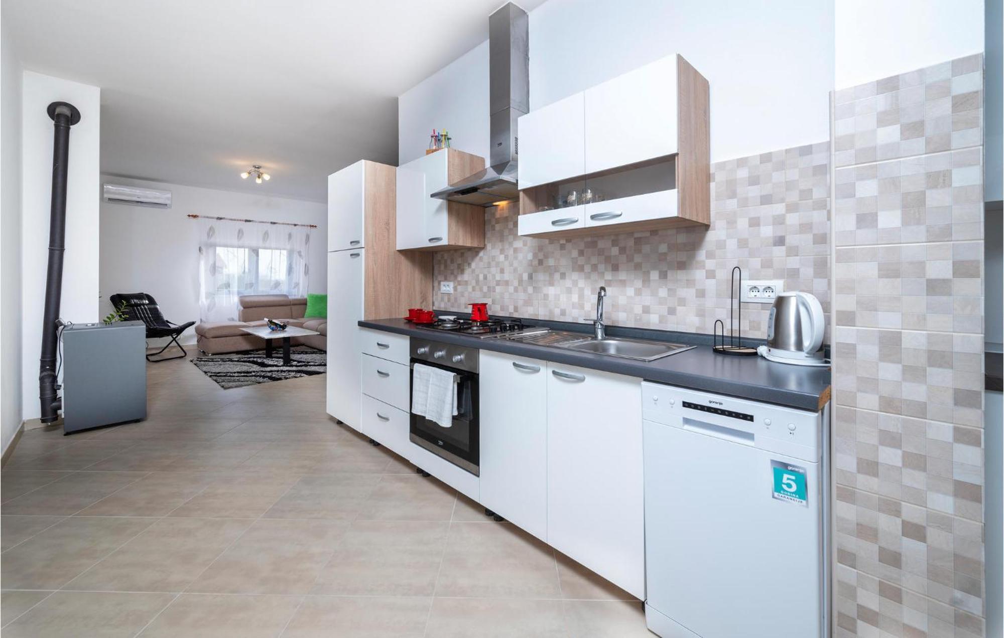 Beautiful In With Kitchen